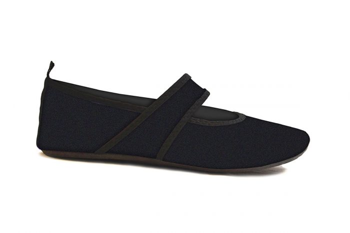 Futsole 2240 Travel Shoes Black Medium Fits Shoe Size 7-8