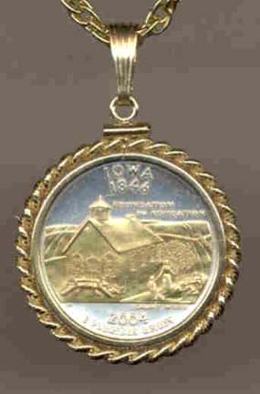 Iowa Two Tone Rope Bezel Statehood Quarter with 18" Rope Necklace