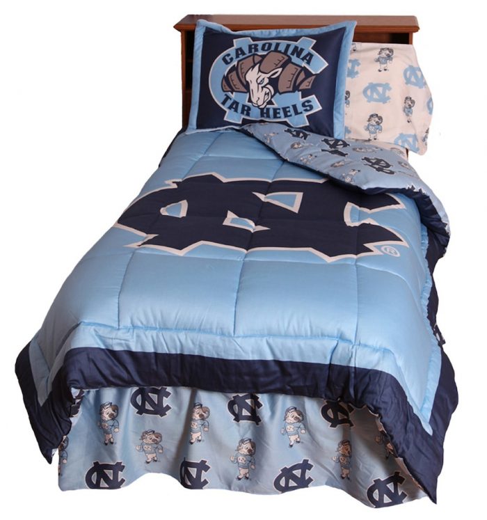 North Carolina Tar Heels Reversible Comforter Set (Full)