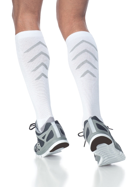 Sigvaris Athletic Recovery 401CL00 15-20mmHg Athletic Recovery Closed Toe Calf Socks - White Large